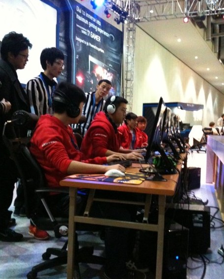 言合同纷纷 言合同纷纷